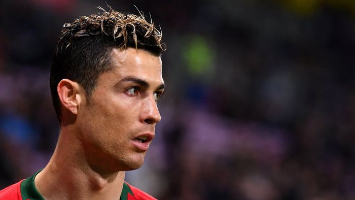 Kiểu tóc của Ronaldo khi anh chơi bóng tại Saudi Arabia